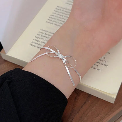 NECKLACE AND BRACELET SET
