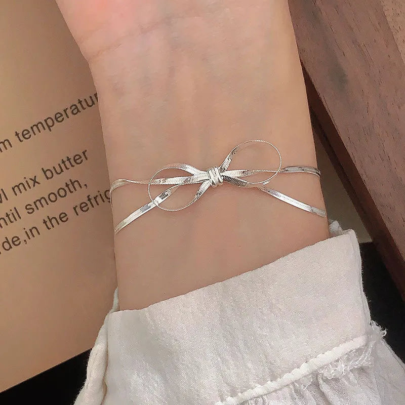 NECKLACE AND BRACELET SET