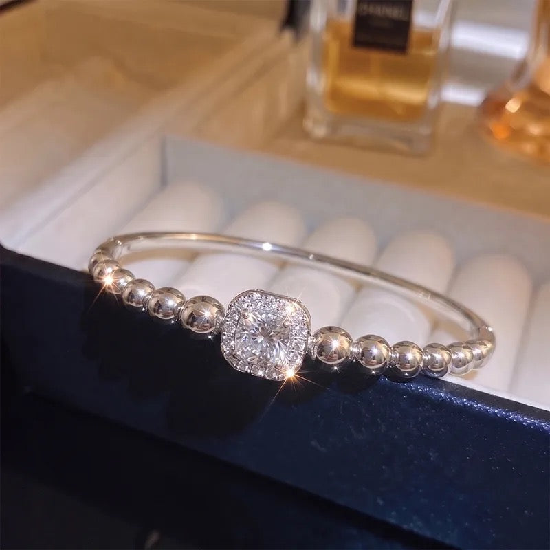 Geometric Three-dimensional  Chic Bangle