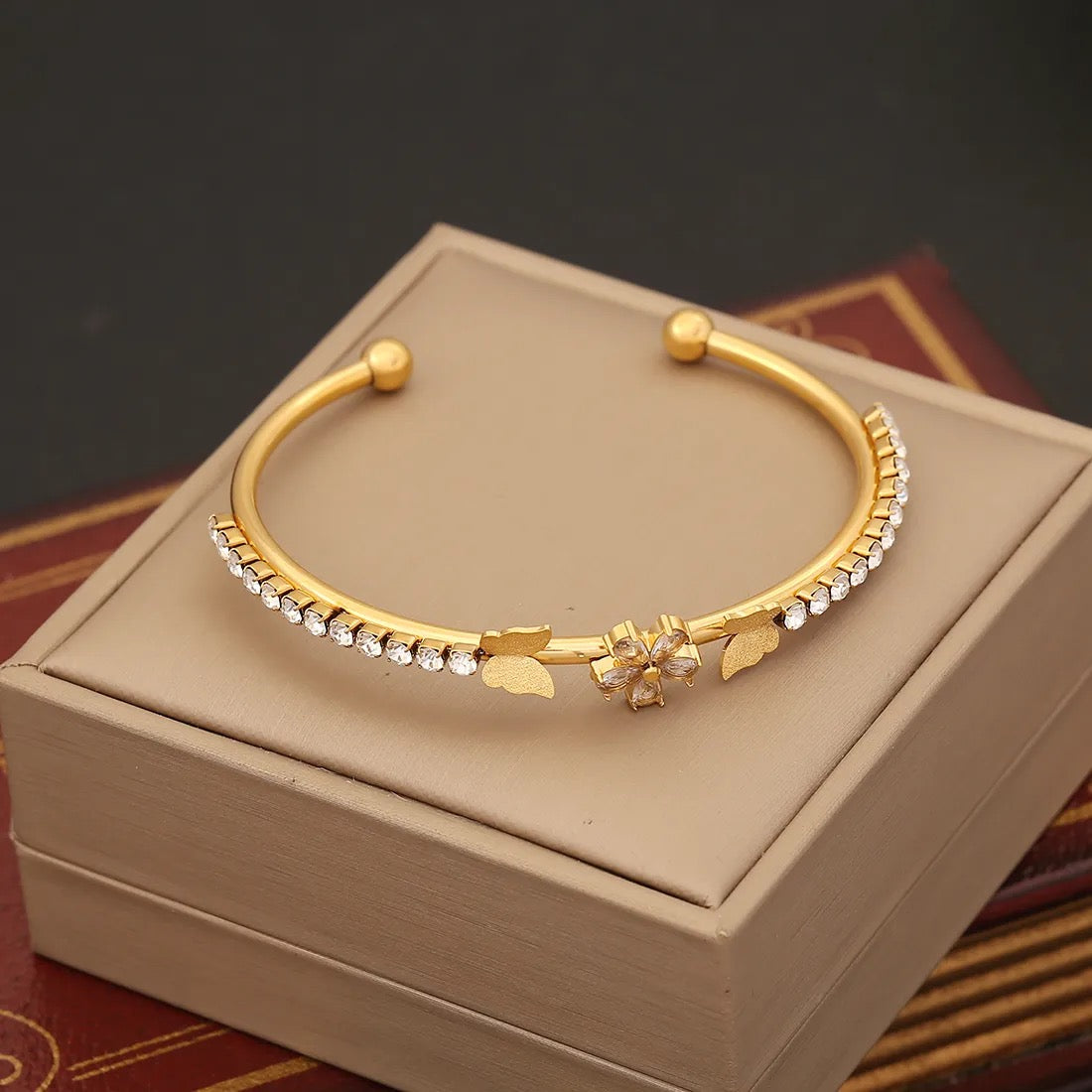 Classic Flower Bangle