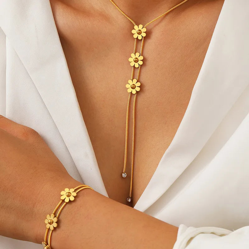 NECKLACE AND BRACELET SET