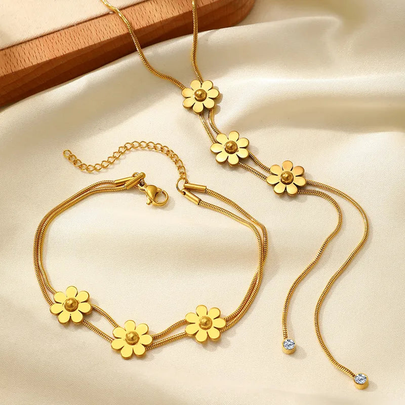 NECKLACE AND BRACELET SET