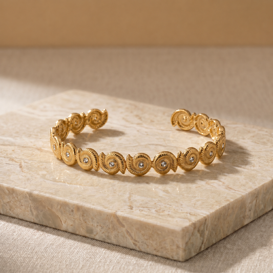 Shell Cuff bracelet
