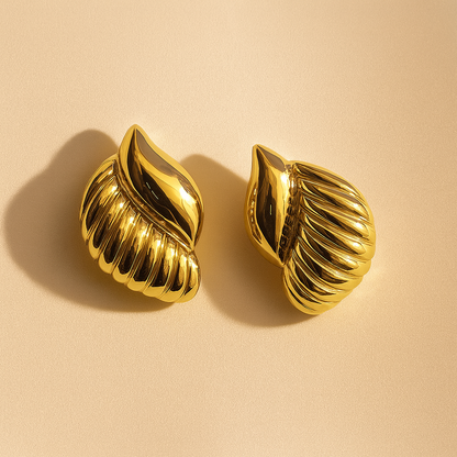 Curve Ribbed Studs